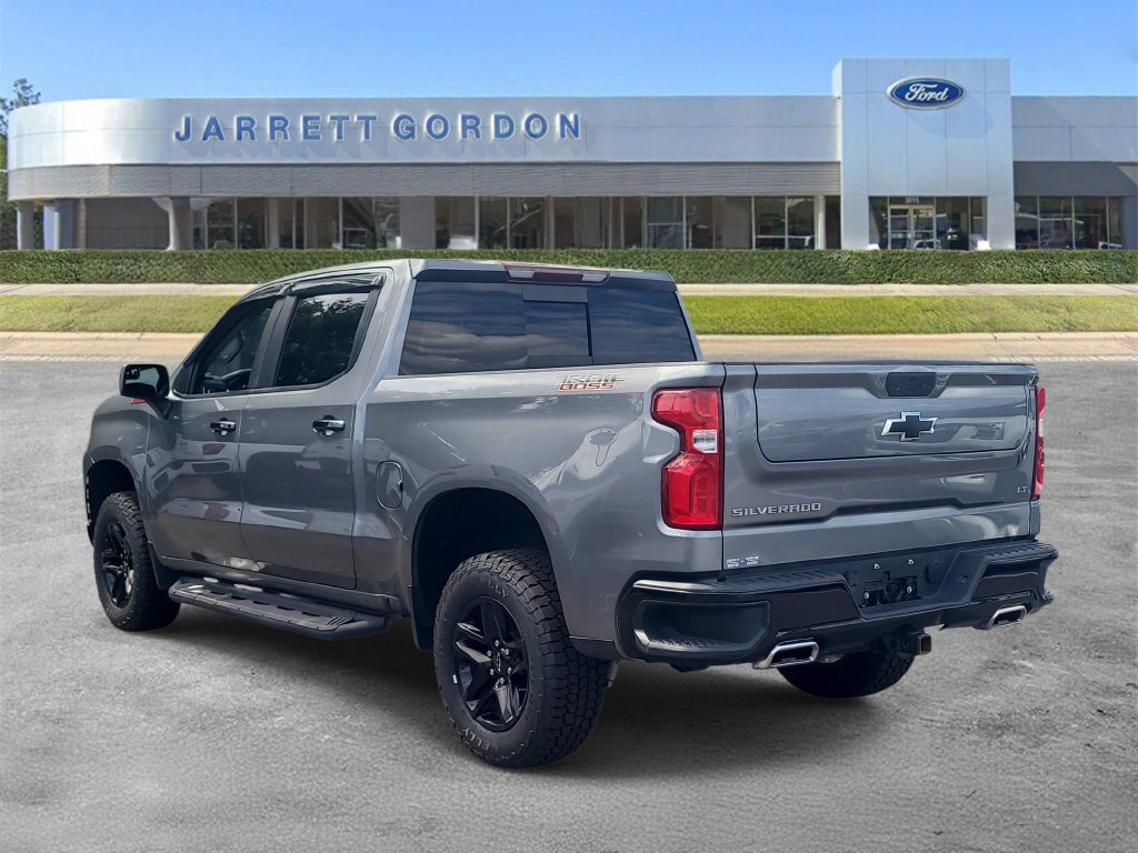 Used 2021 Chevrolet Silverado 1500 LT Trail Boss w/ Convenience Package II AWD/4WD image 3