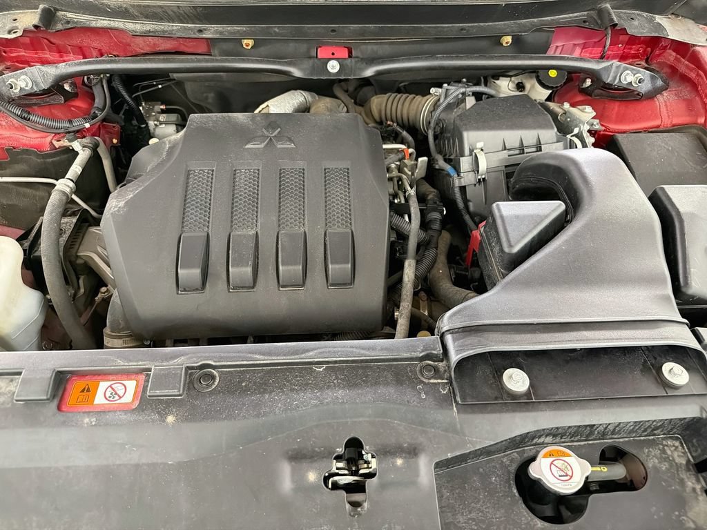 Used 2022 Mitsubishi Eclipse Cross SE FWD image 32