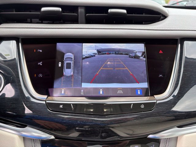 Used 2024 Cadillac XT6 Premium Luxury w/ Technology Package AWD/4WD image 31