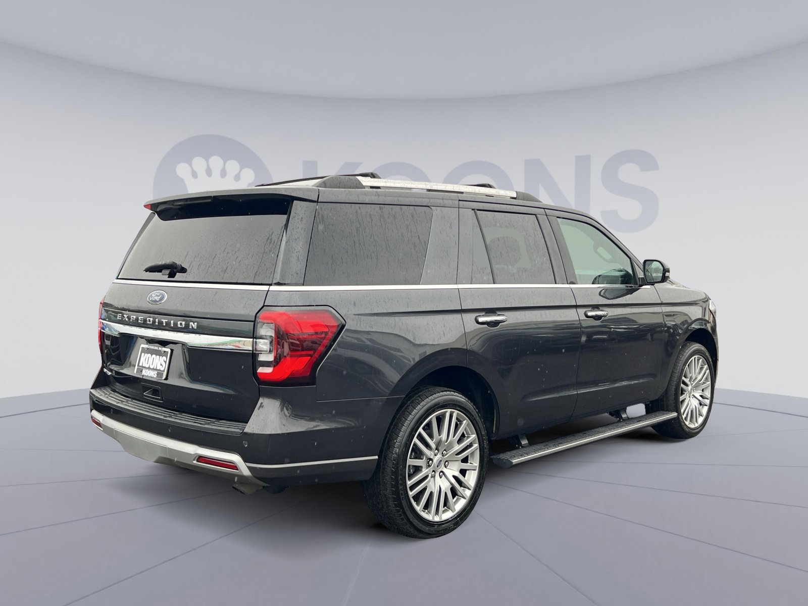 Certified 2024 Ford Expedition Limited image 5