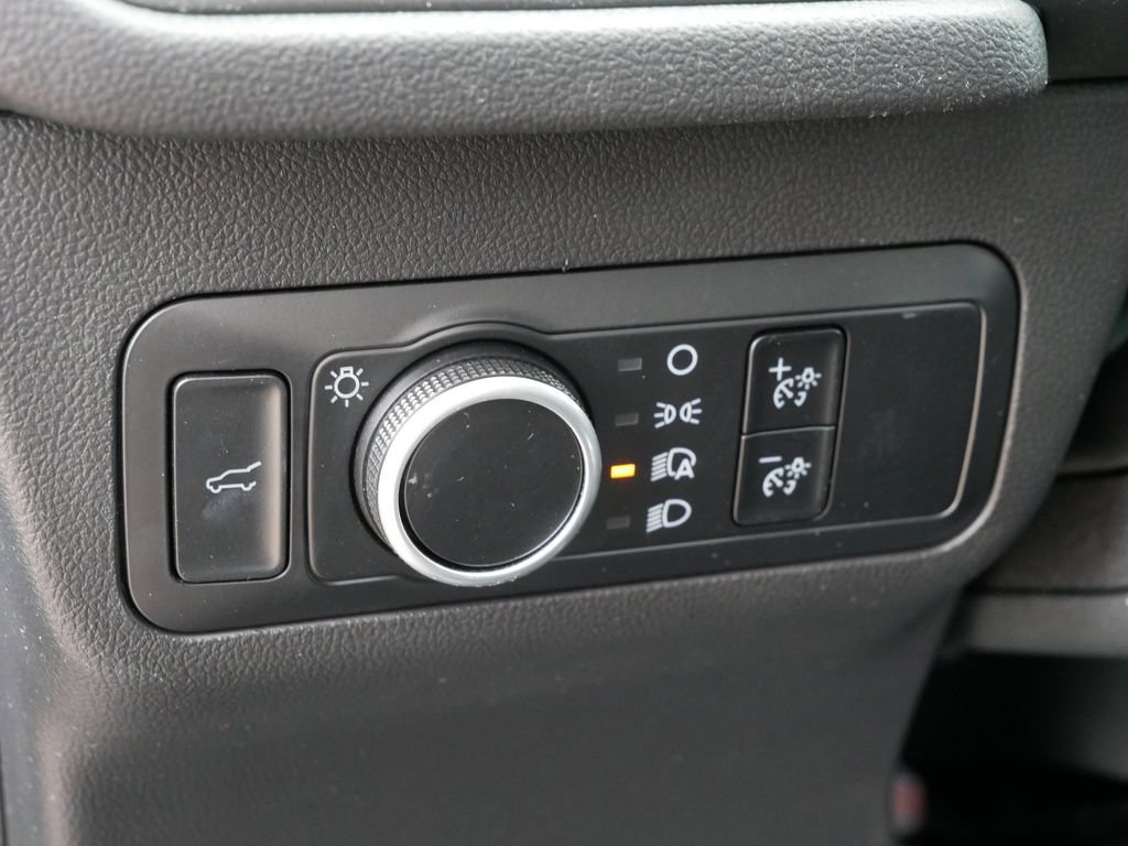 Certified 2024 Ford Escape Active AWD/4WD image 34