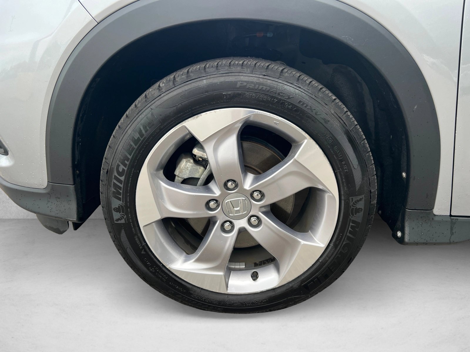 Used 2019 Honda HR-V LX image 9