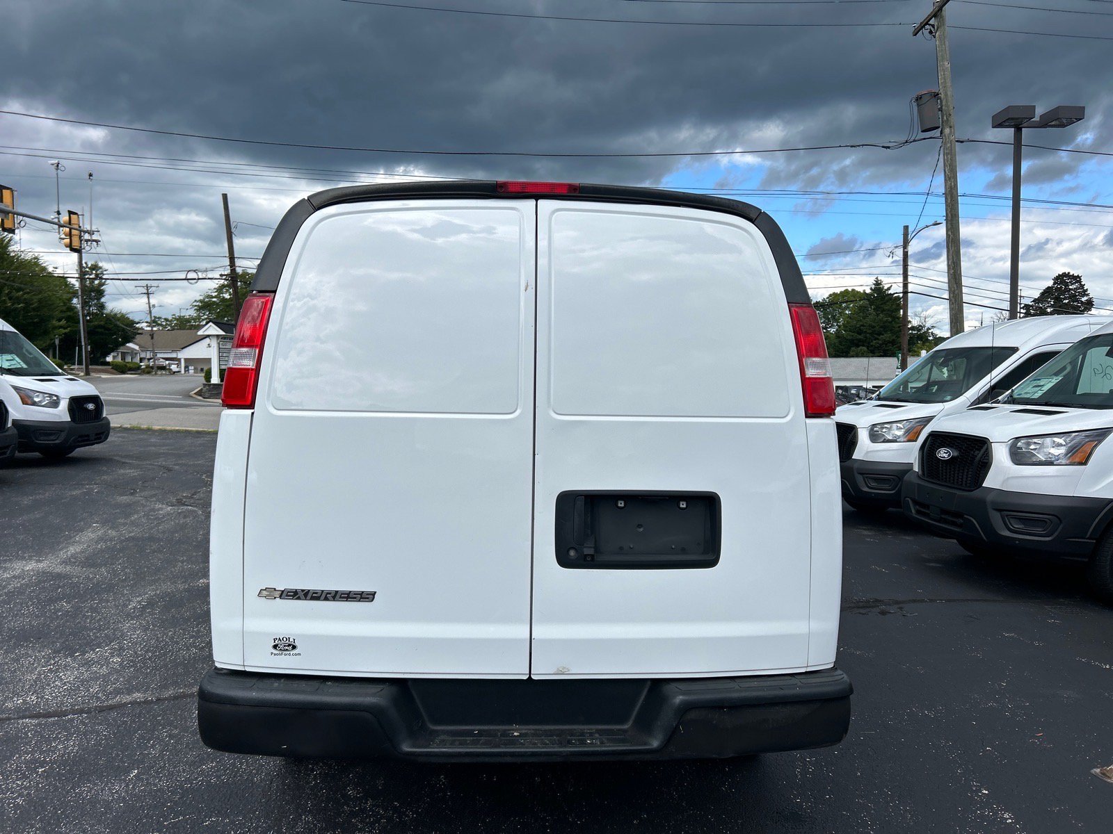 Used 2020 Chevrolet Express 3500 Extended RWD image 9