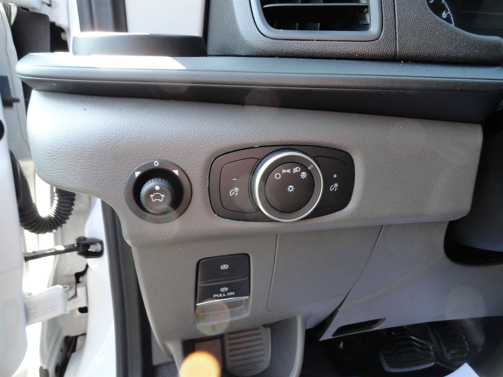 Certified 2024 Ford Transit 350 XL RWD image 11