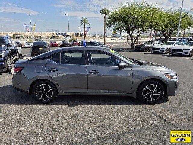 Used 2025 Nissan Sentra SV w/ All-Weather Package FWD image 8