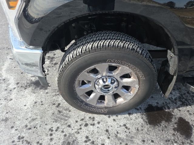 Certified 2019 Ford F350 Lariat w/ Lariat Ultimate Package image 19