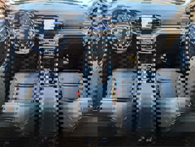 Certified 2022 Ford Explorer XLT w/ Equipment Group 202A image 11