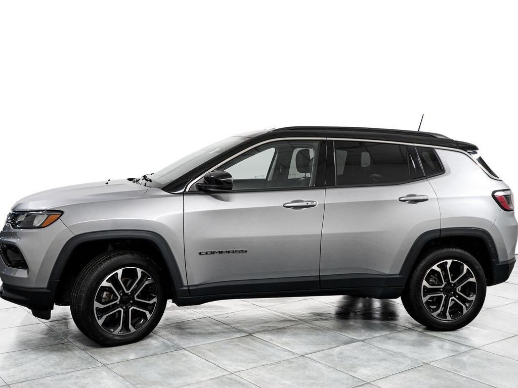 Used 2022 Jeep Compass Limited AWD/4WD image 4