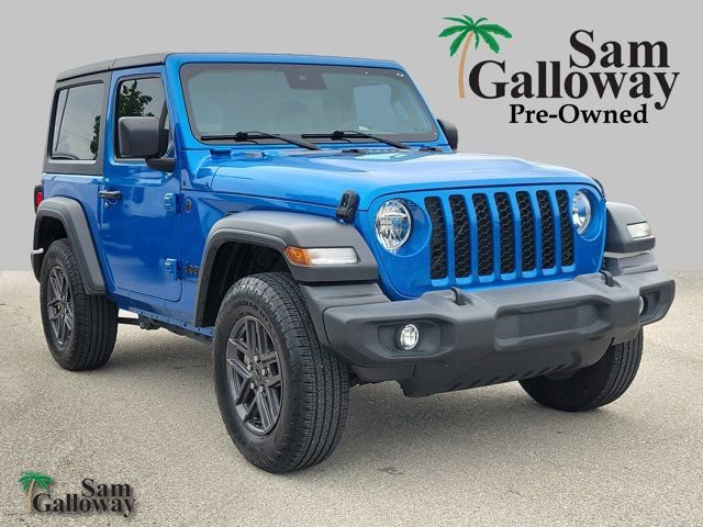 Used 2024 Jeep Wrangler Sport AWD/4WD image 1