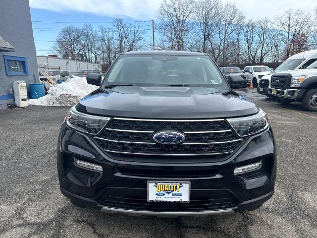 Certified 2024 Ford Explorer XLT w/ Equipment Group 202A image 5