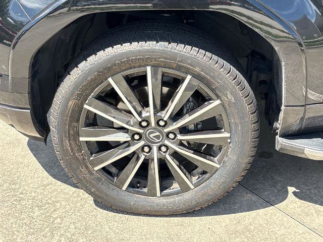 Used 2024 Lexus GX 550 w/ Accessory Package (Z1) AWD/4WD image 12