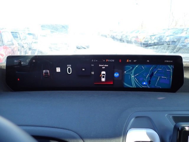 Certified 2025 Ford Expedition Active image 29