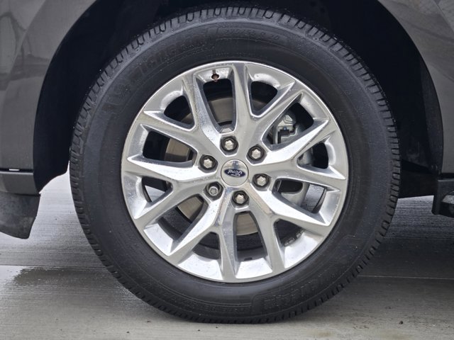 Certified 2020 Ford Expedition XLT w/ Equipment Group 202A image 10