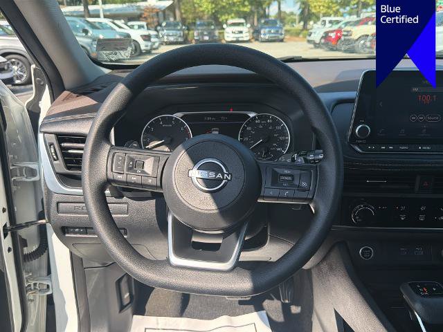 Used 2023 Nissan Rogue S FWD image 13