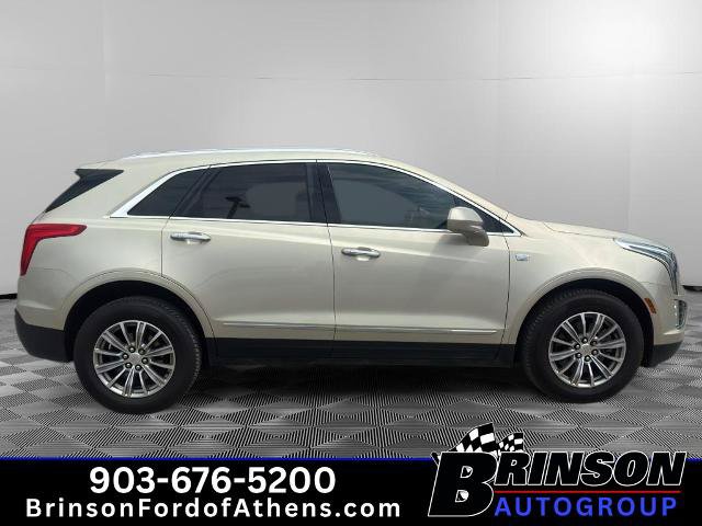 Used 2017 Cadillac XT5 Luxury w/ Driver Awareness Package FWD image 4