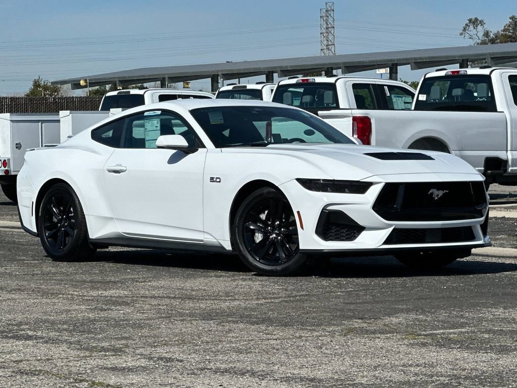 Certified 2025 Ford Mustang GT RWD image 7