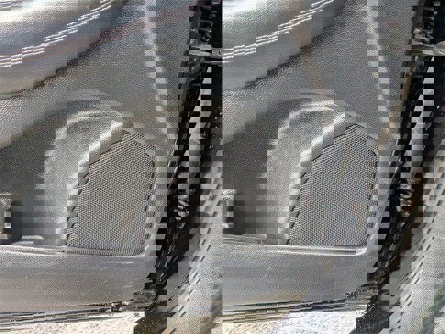 Certified 2018 Ford Edge Titanium w/ Equipment Group 301A image 13