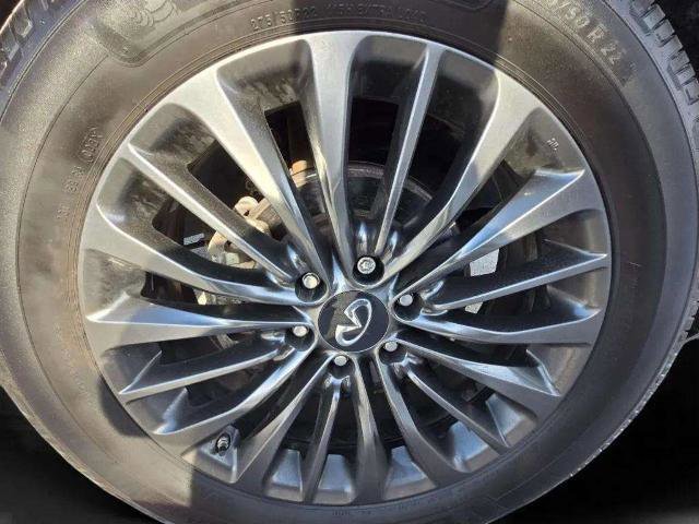 Used 2023 INFINITI QX80 Sensory w/ Cargo Package image 32