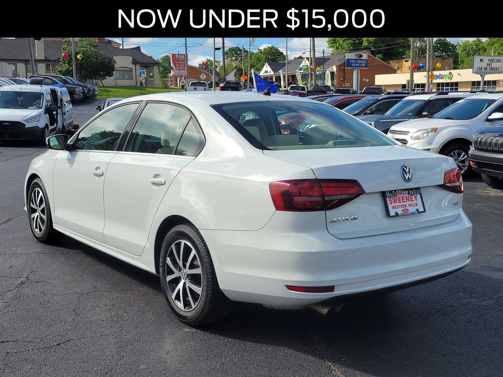 Used 2017 Volkswagen Jetta SE FWD image 3