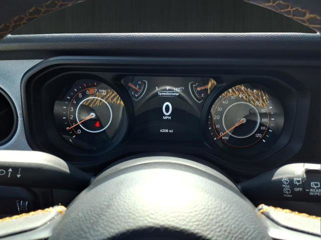 Used 2025 Jeep Wrangler Sport image 22