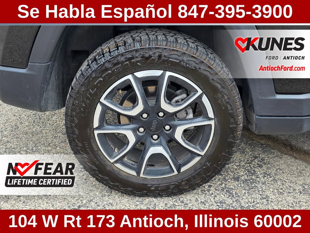 Used 2024 Jeep Compass Trailhawk AWD/4WD image 14
