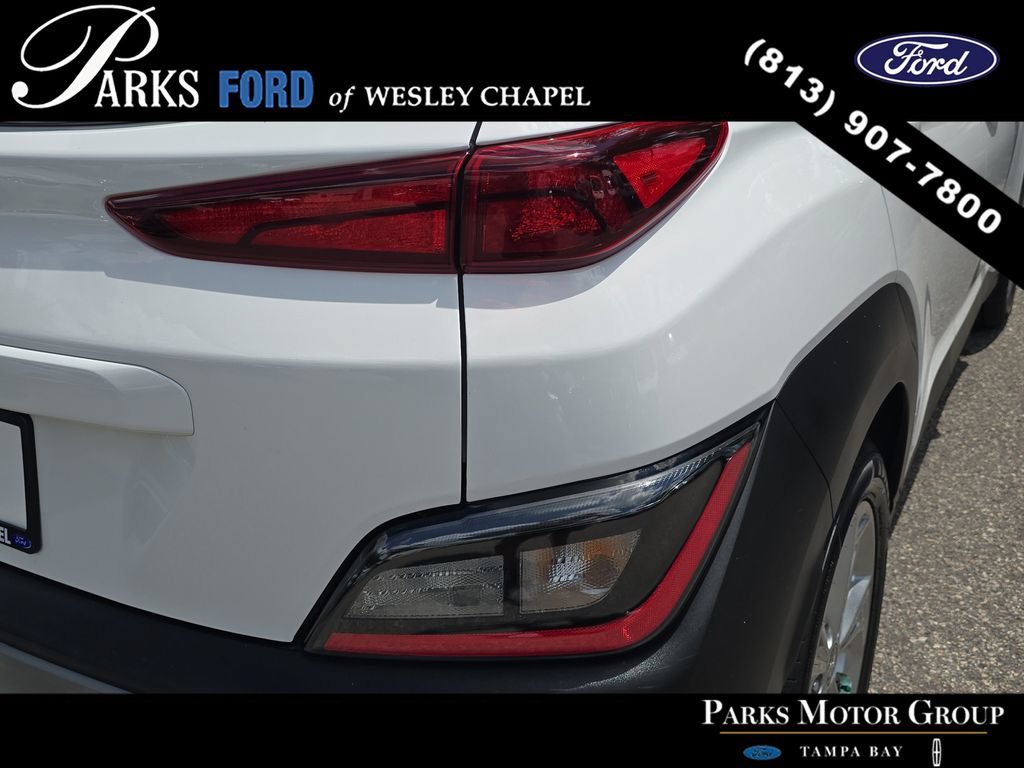 Used 2022 Hyundai Kona SEL w/ Cargo Package FWD image 7