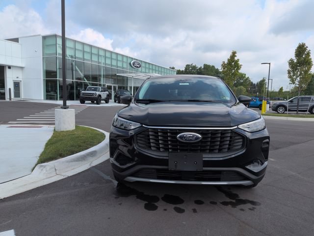 Certified 2024 Ford Escape Active AWD/4WD image 8