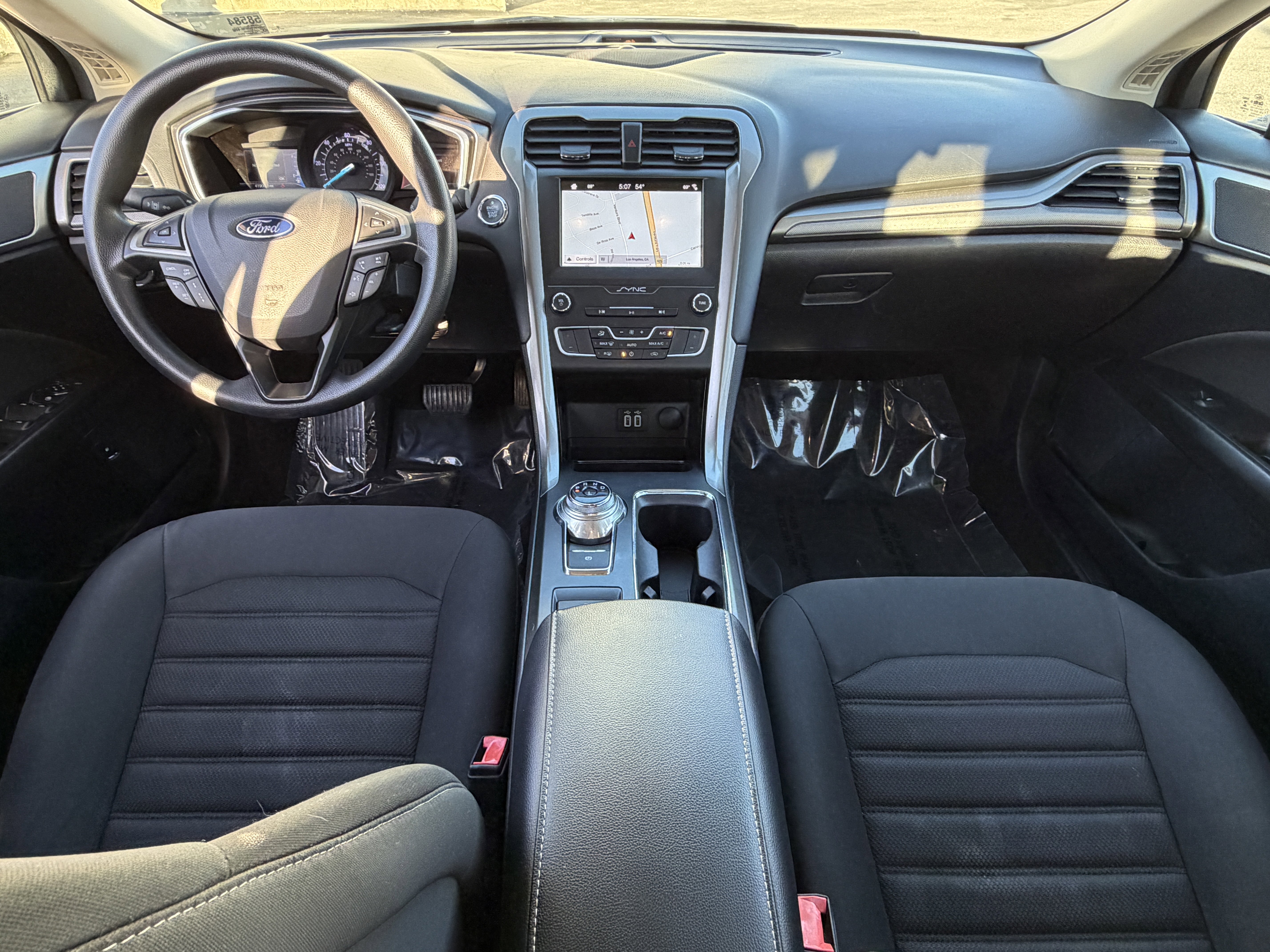 Certified 2019 Ford Fusion SE image 20