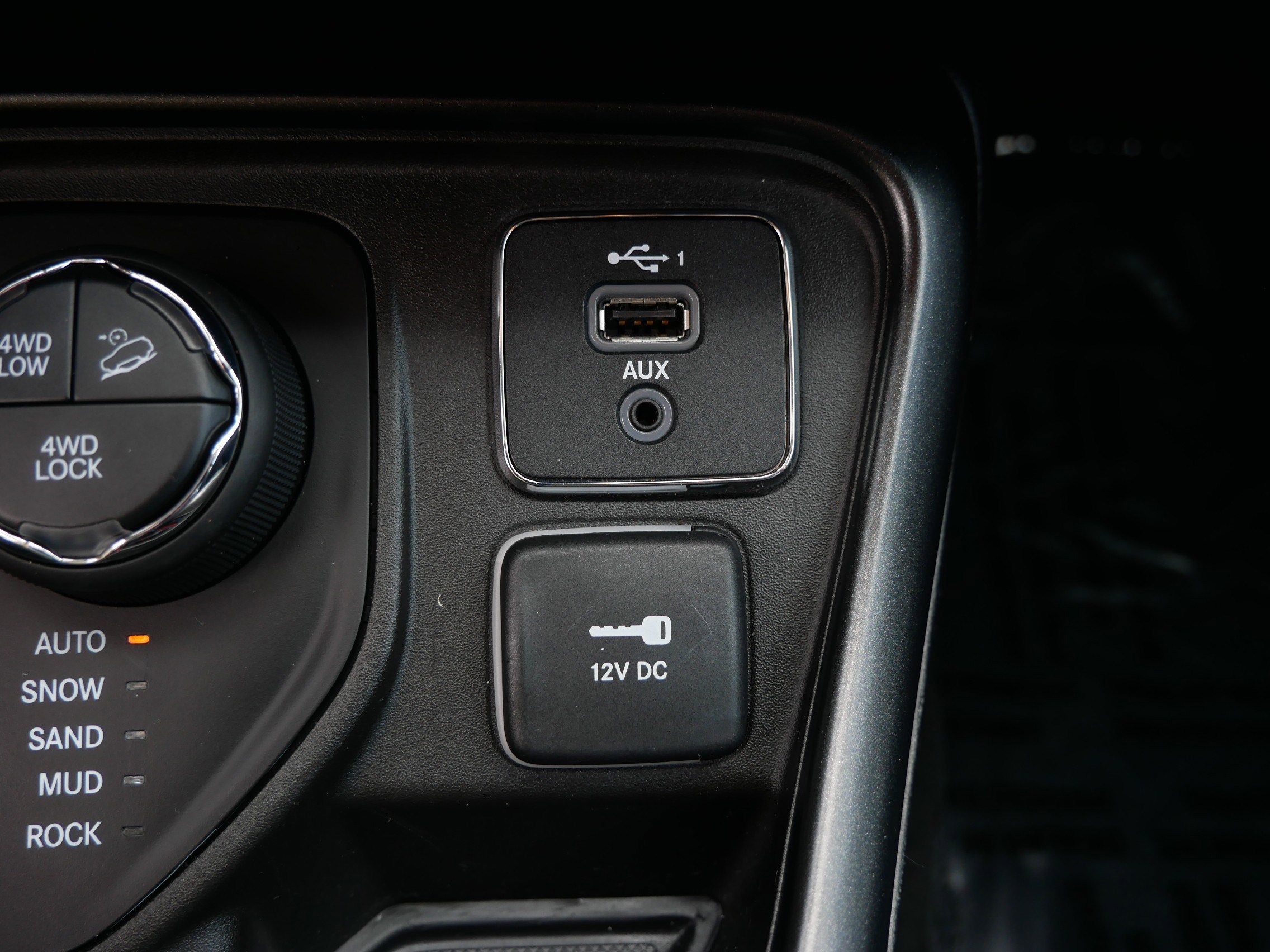 Used 2019 Jeep Compass Trailhawk w/ Safety & Security Group AWD/4WD image 30
