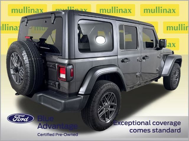 Used 2025 Jeep Wrangler Unlimited Sport AWD/4WD image 4