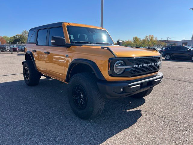 Certified 2022 Ford Bronco Wildtrak AWD/4WD image 3