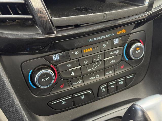Certified 2019 Ford Transit Connect Titanium w/ Titanium Premium Package FWD image 18