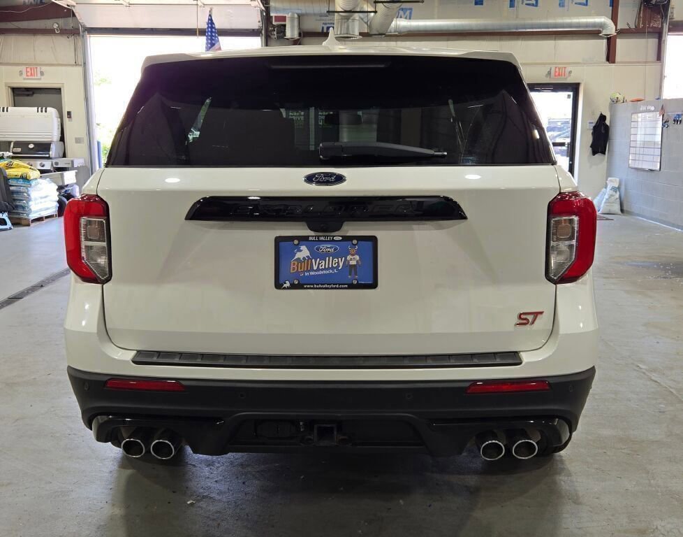 Certified 2022 Ford Explorer ST w/ Equipment Group 401A image 3