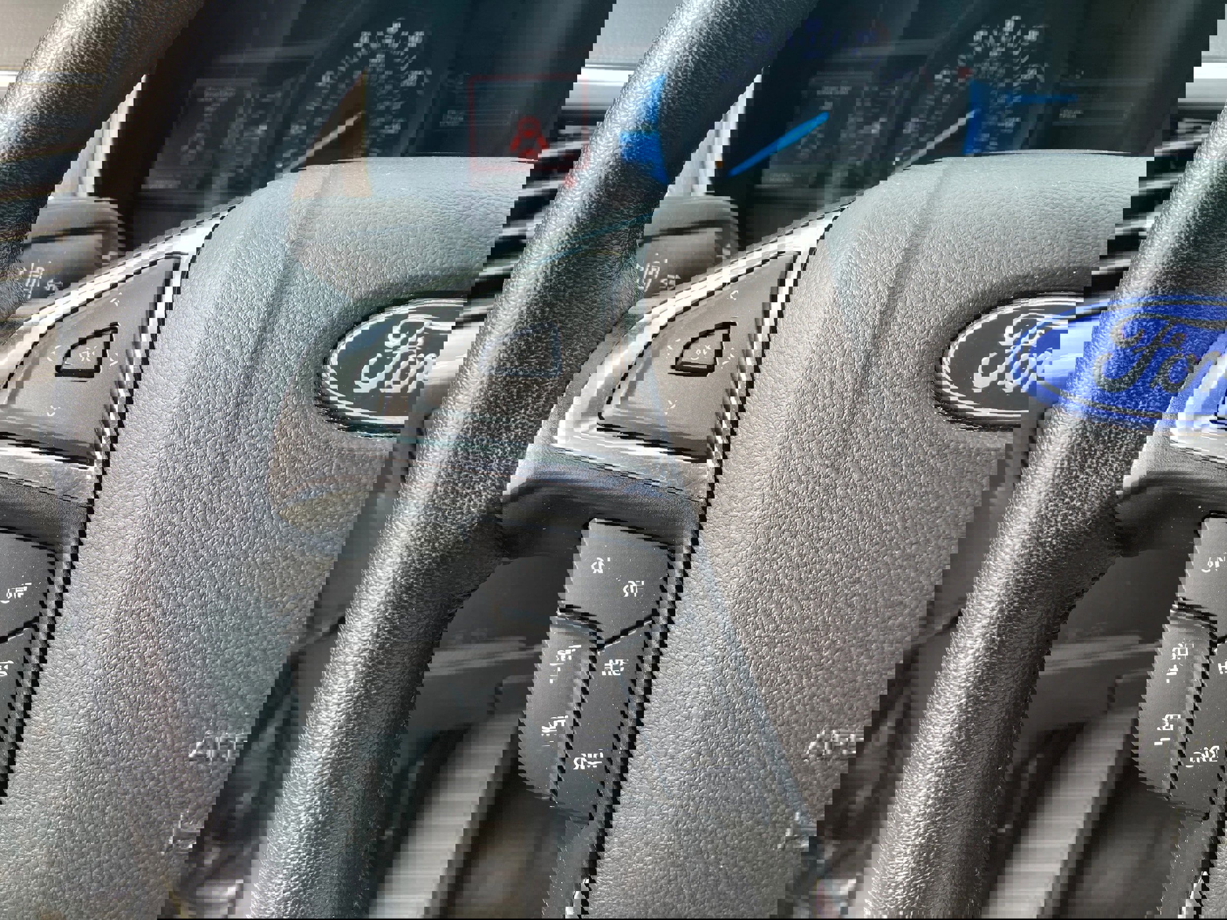 Certified 2023 Ford Edge SEL w/ Convenience Package image 19