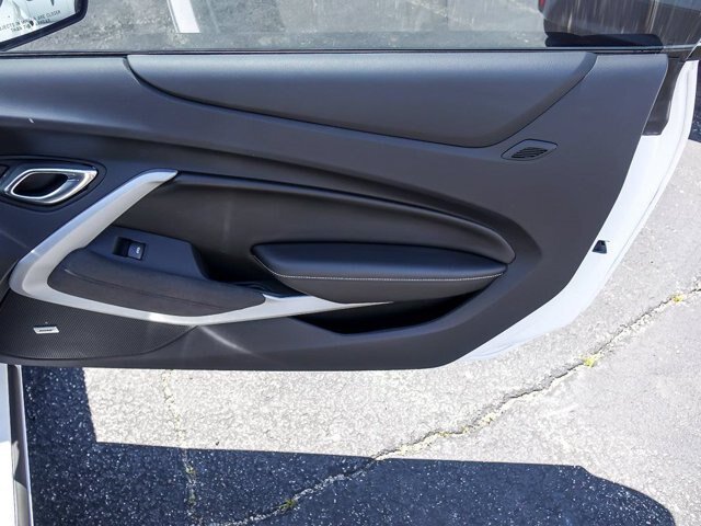 Used 2022 Chevrolet Camaro LT RWD image 28