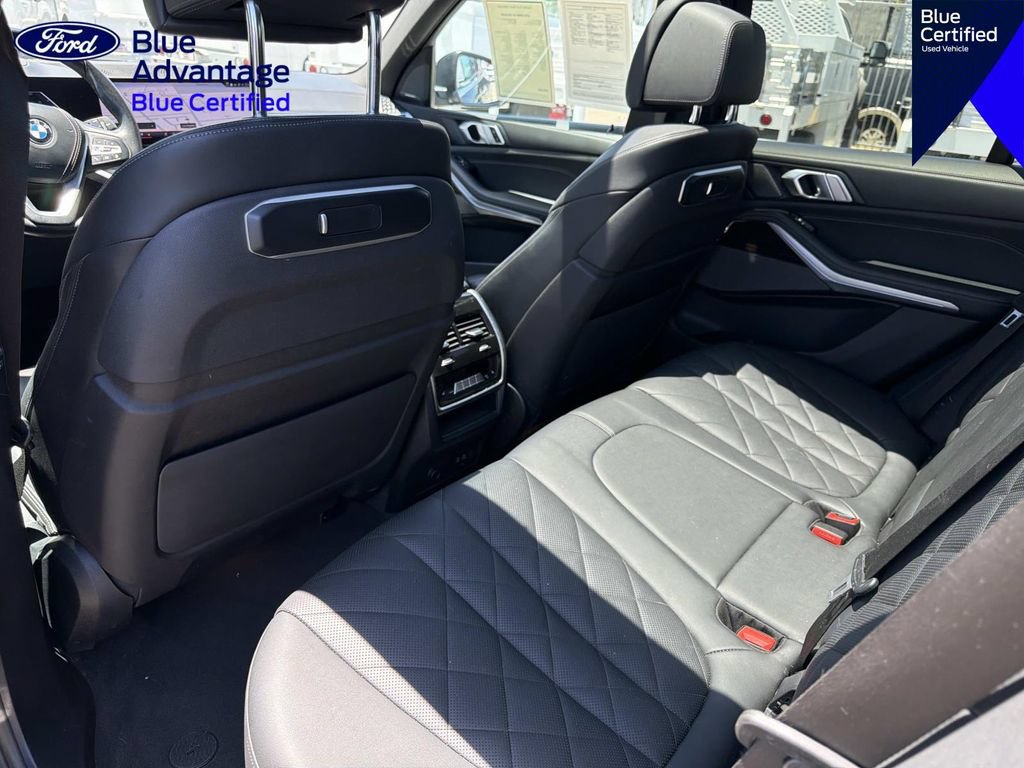 Used 2024 BMW X5 xDrive40i AWD/4WD image 11