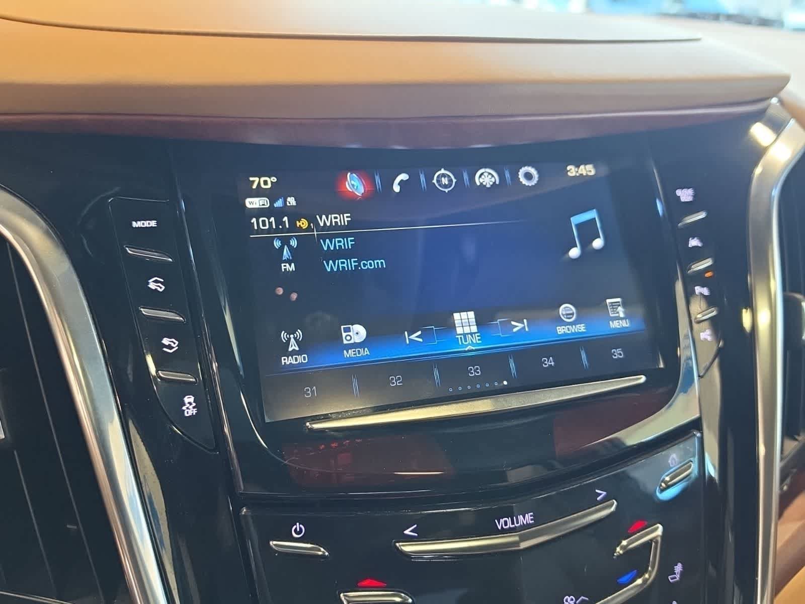 Used 2017 Cadillac Escalade Platinum AWD/4WD image 30