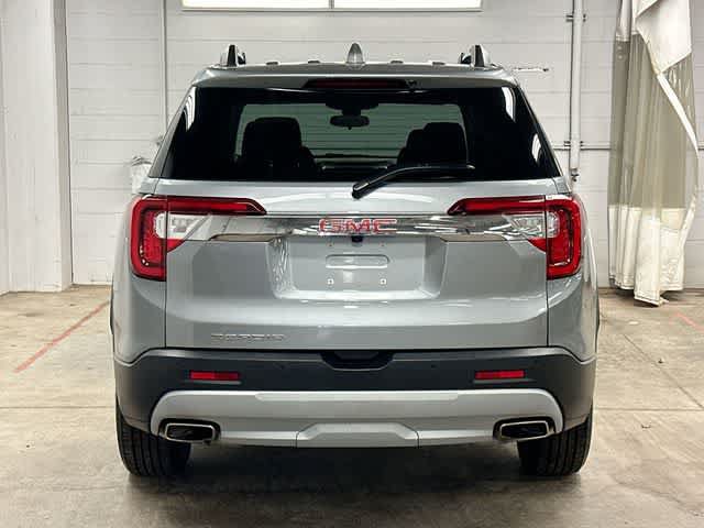 Used 2023 GMC Acadia SLE w/ Driver Convenience Package FWD image 4