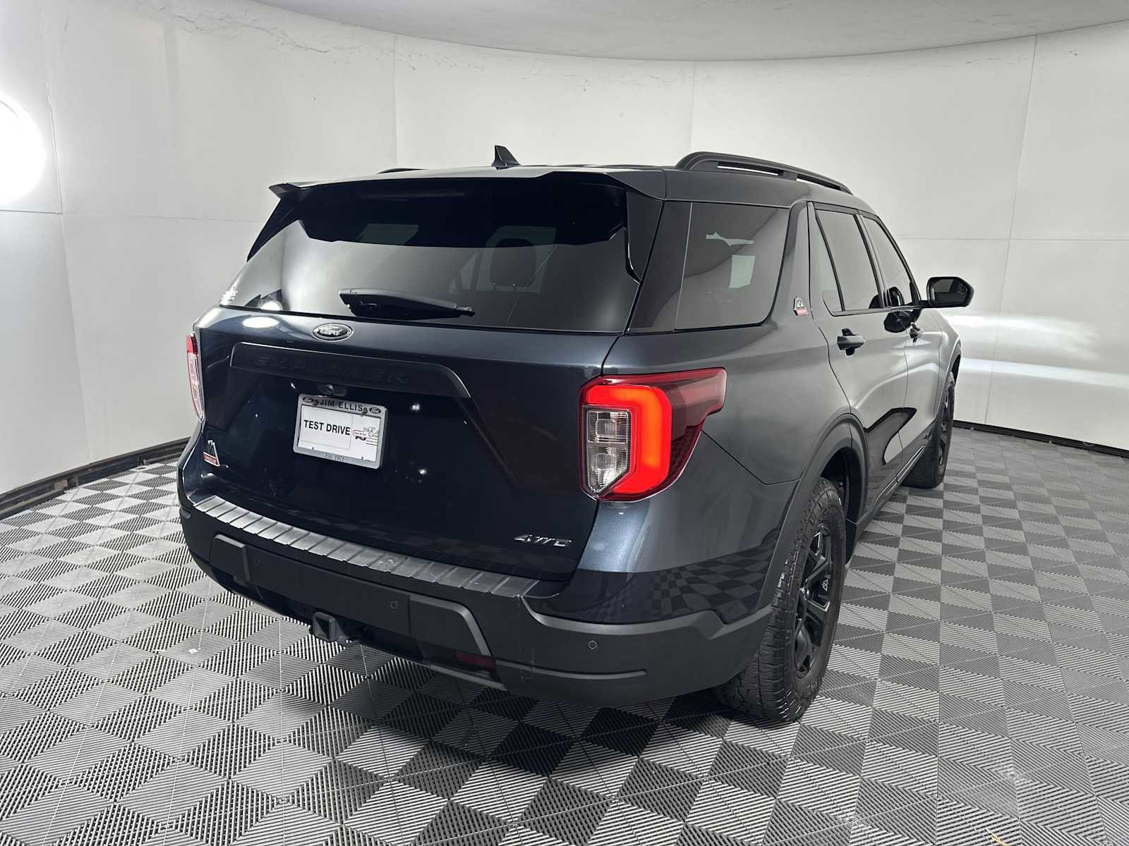 Certified 2022 Ford Explorer Timberline image 5