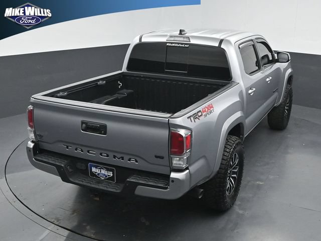 Used 2021 Toyota Tacoma TRD Sport w/ Technology Package AWD/4WD image 15