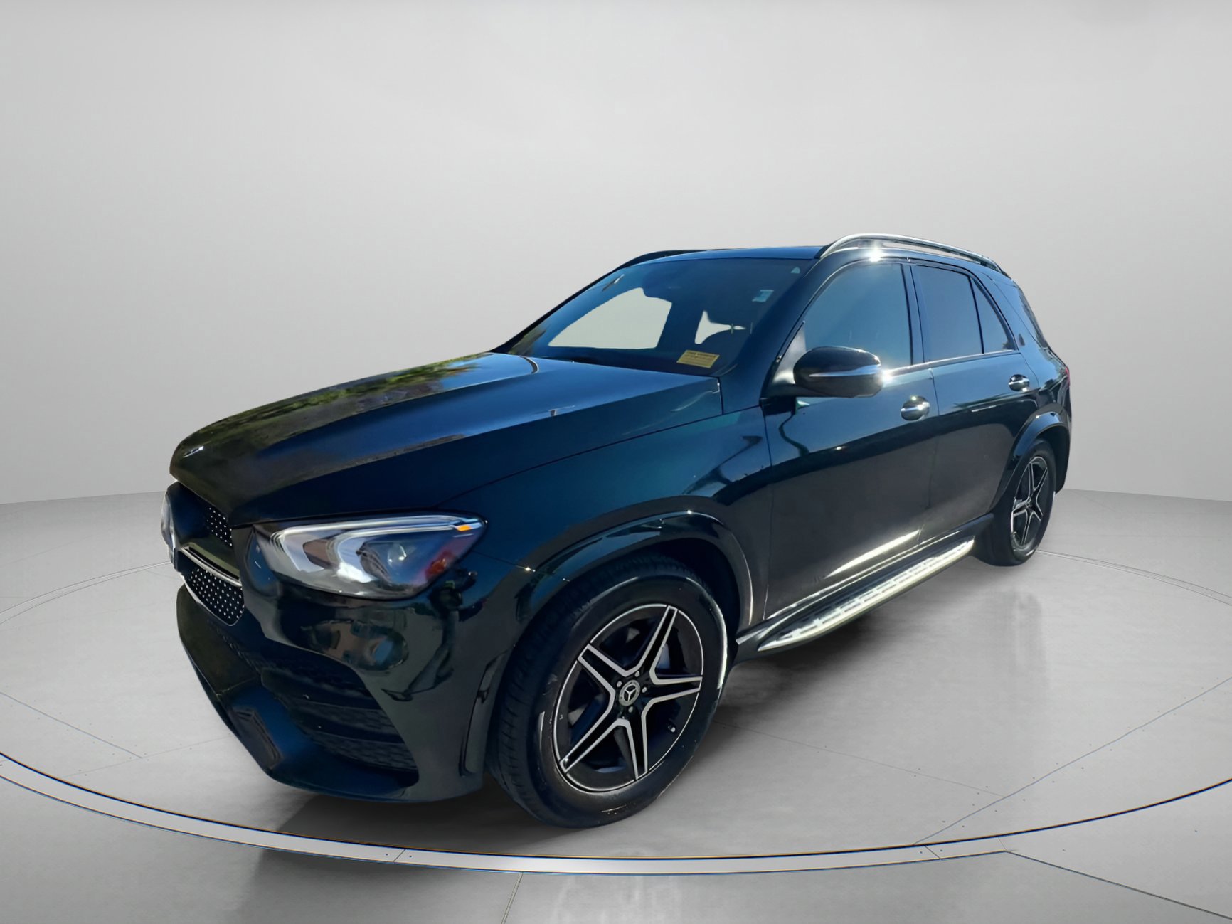 Used 2022 Mercedes-Benz GLE 350 4MATIC image 4