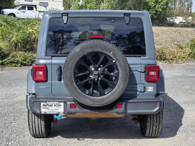Used 2024 Jeep Wrangler Unlimited Sahara AWD/4WD image 5