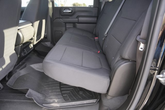 Used 2023 Chevrolet Silverado 2500 Custom w/ Custom Value Package image 12