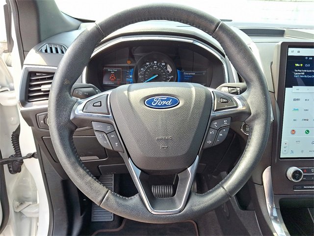 Certified 2021 Ford Edge Titanium w/ Equipment Group 301A image 16