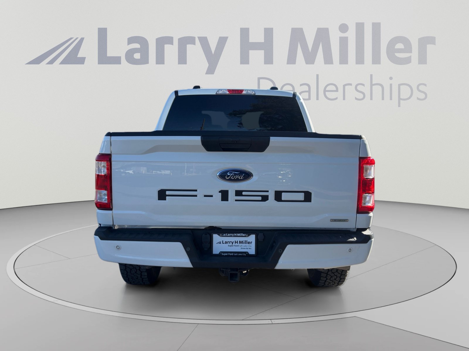 Certified 2021 Ford F150 XL w/ STX Appearance Package AWD/4WD image 4