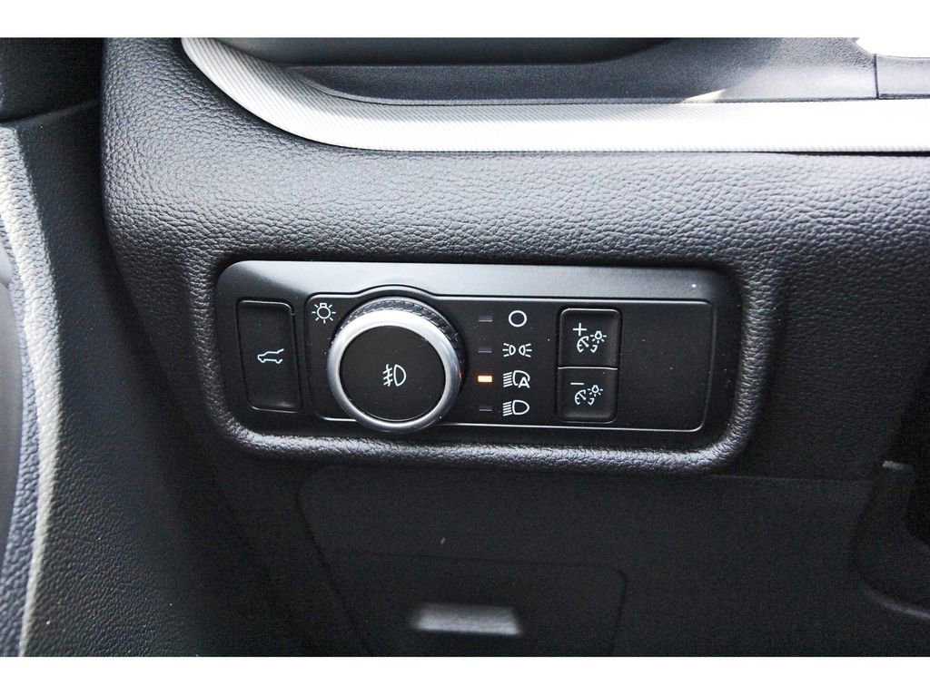 Certified 2023 Ford Explorer XLT w/ Equipment Group 202A RWD image 21