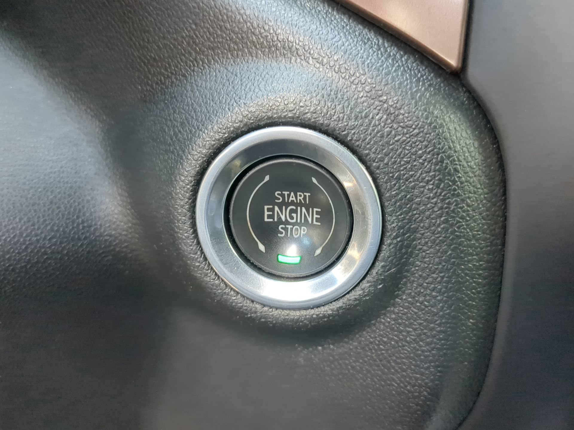 Used 2019 Chevrolet Silverado 1500 High Country w/ Technology Package image 70