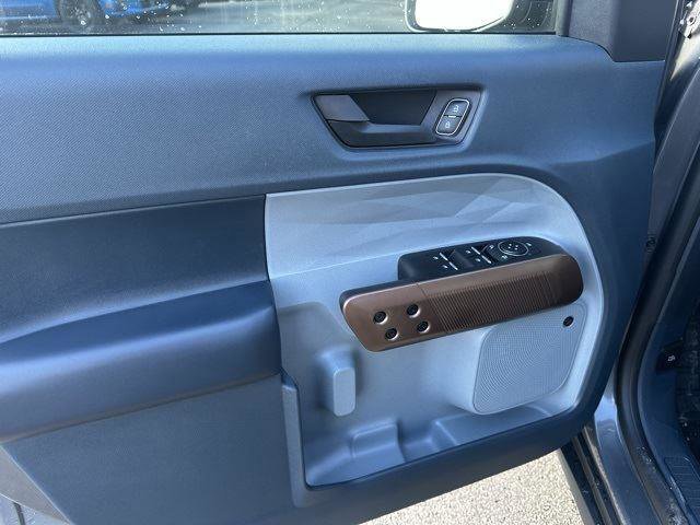 Certified 2024 Ford Maverick Lariat image 12