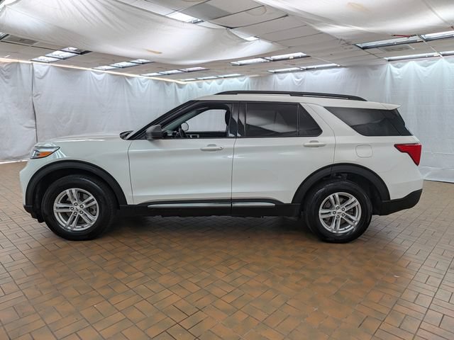 Certified 2023 Ford Explorer XLT w/ Class IV Trailer Tow Package AWD/4WD image 3