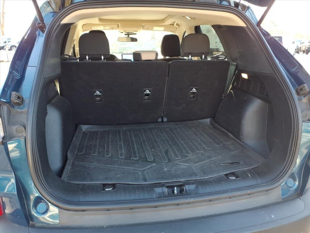 Certified 2020 Ford Escape SE image 13